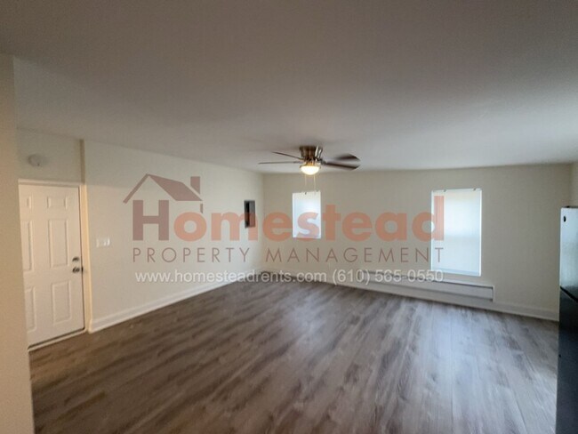 Building Photo - 619 Walnut St