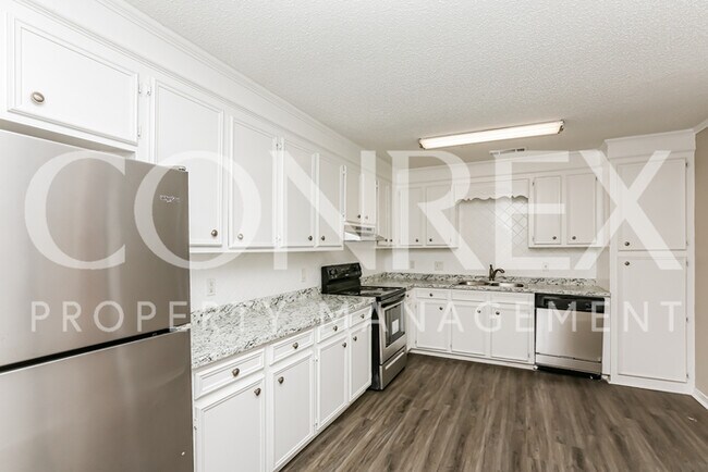 Building Photo - Beautiful Home, Available Now!