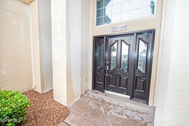 Foto del edificio - 1109 Noble Ridge Way