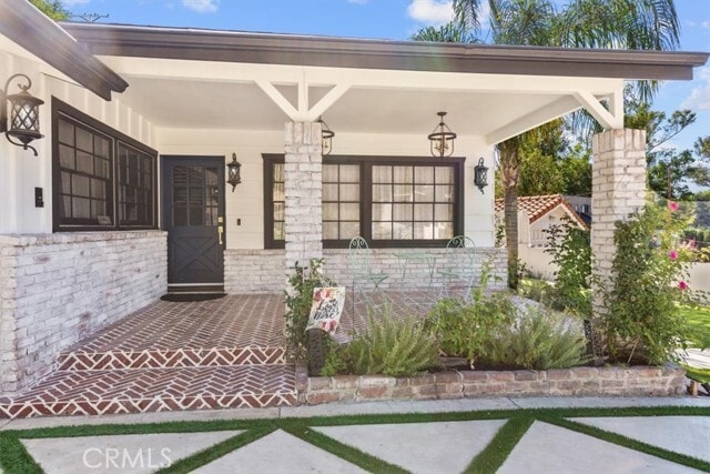 Building Photo - 5201 Sale Ave