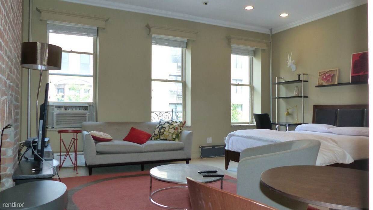 Foto principal - 164 W 80th St