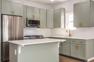 Building Photo - 62 Grace St