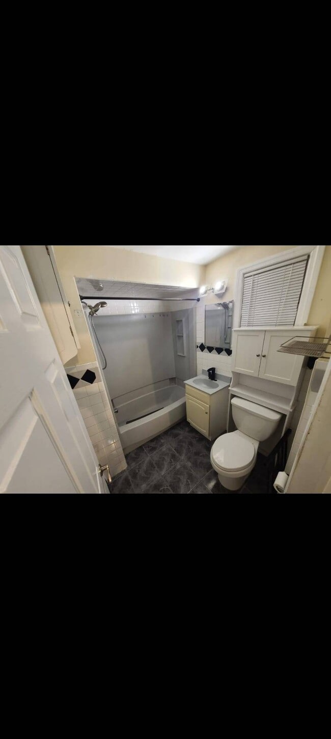 baño - 322 Pershing Ave