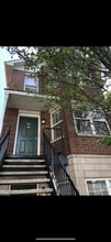 Building Photo - 653 W Division St
