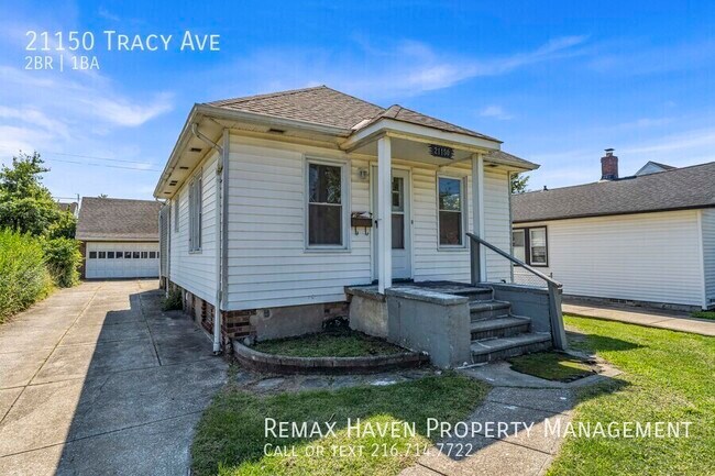Foto del edificio - 21150 Tracy Ave