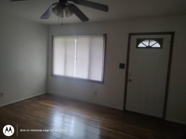 Foto del edificio - 3417 Oaklawn St