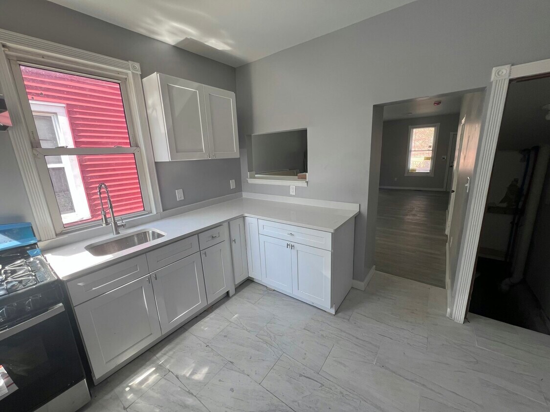 Foto principal - 346 Ridgeway St