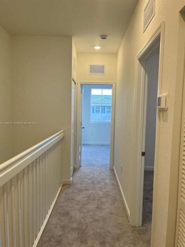 Foto del edificio - 16271 SW 292nd St