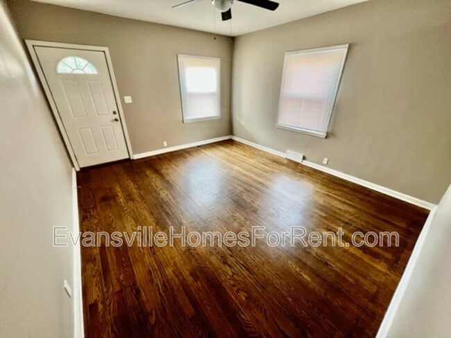 Building Photo - 3331 Wimberg Ave
