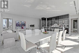 Building Photo - 39 Queens Quay E