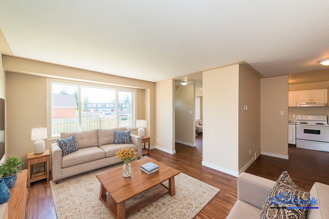 Building Photo - Boardwalk Village II