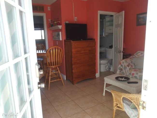 Foto del edificio - 1 br, 1 bath Condo - 12 g st 53 Unit 53