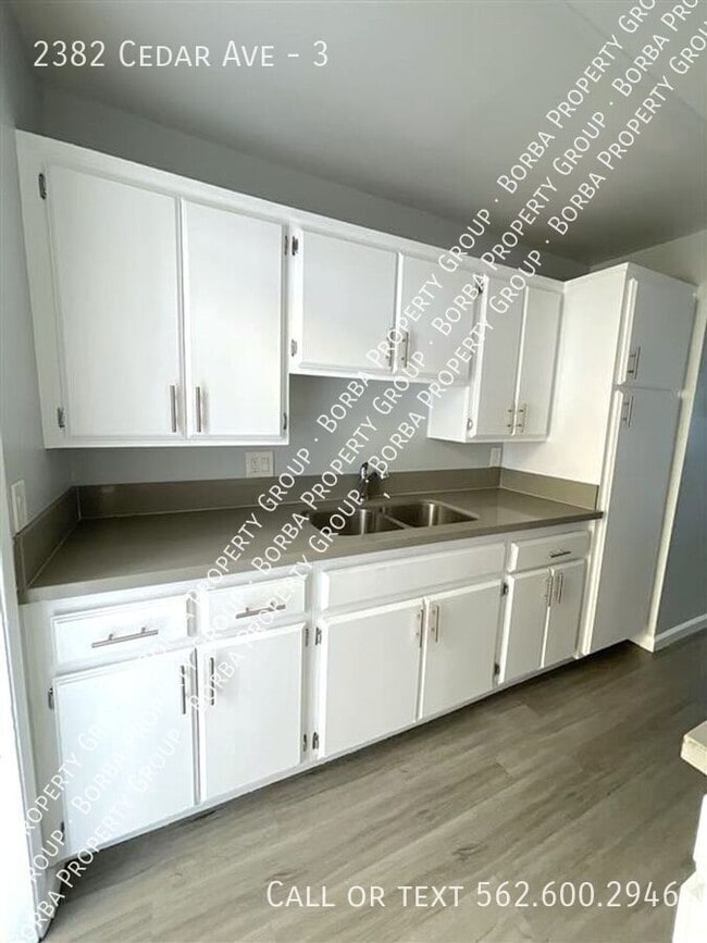 Foto del edificio - 2382 Cedar Ave
