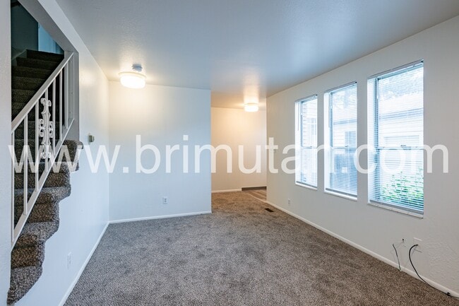 Building Photo - 4456 S Albright Dr