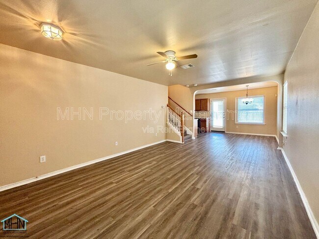 Foto del edificio - 6507 Dancing Ct