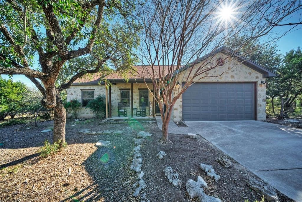 Primary Photo - 10811 Wildwood Cir