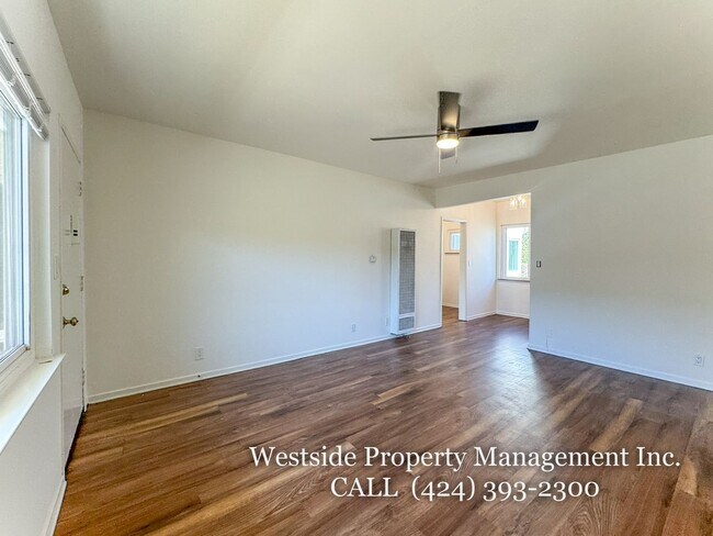 Building Photo - Santa Monica | Chautauqua House 1+1 Upstai...