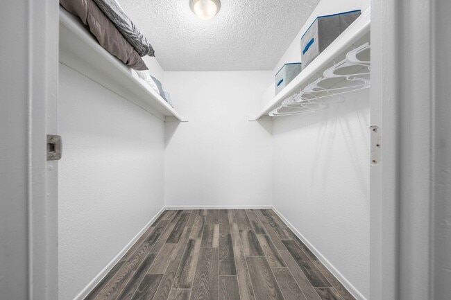 Building Photo - Peoria Grand Apartments