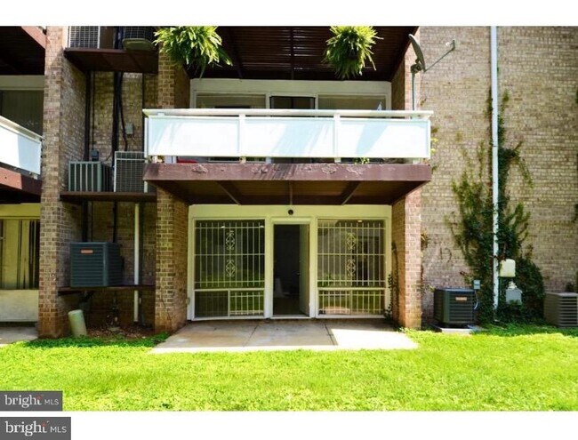 Foto del edificio - 564 Wilson Bridge Dr