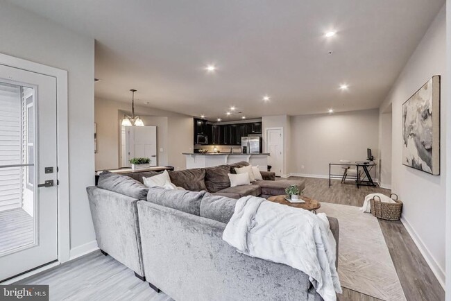 Foto del edificio - 10020 Ruffian Wy