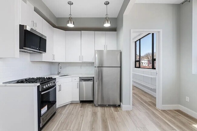 Building Photo - 51 Olive Street