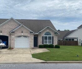 Building Photo - 2321 Dovedale Dr