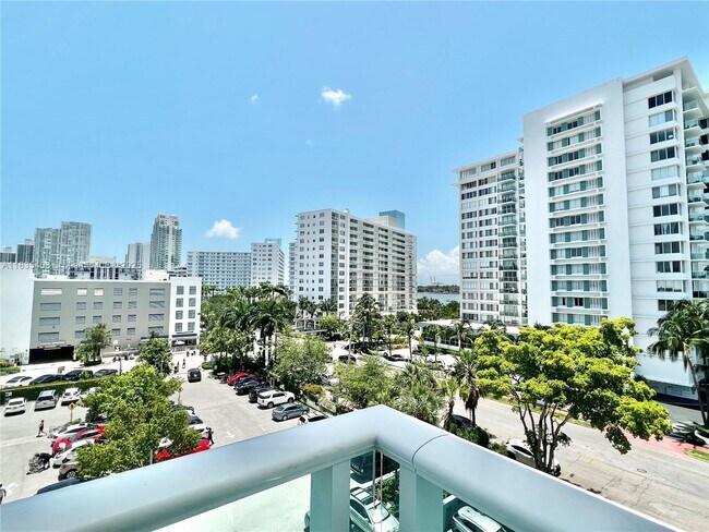 Foto del edificio - 1035 West Ave