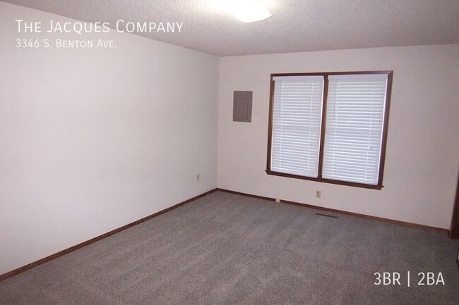 Foto del edificio - 3346 S Benton Ave