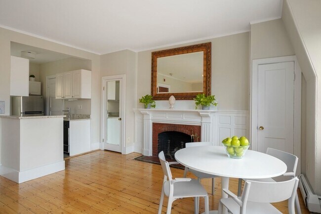Foto del edificio - 346 Beacon St