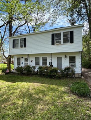 Primary Photo - 817 Boulevard St