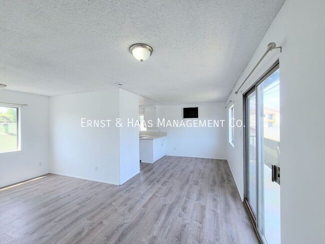 Foto del edificio - 908 Dawson Ave