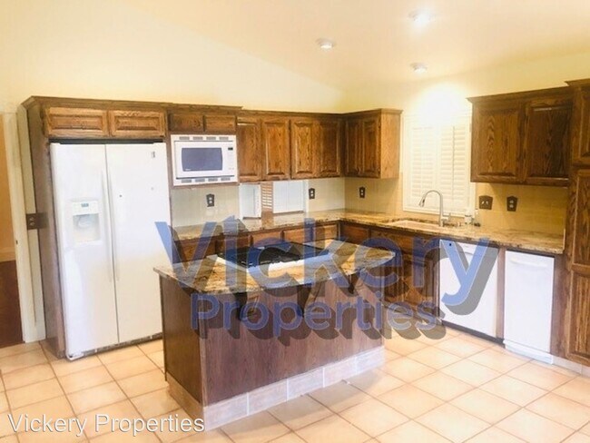 Building Photo - 3 br, 2 bath House - 255 Donald Drive