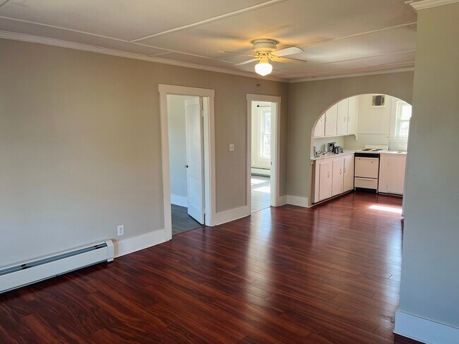 Building Photo - 23 Trafton St