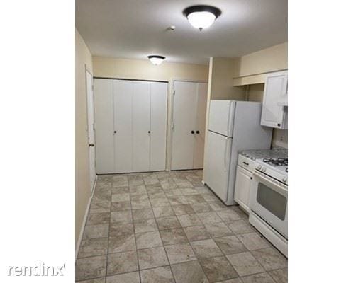 Building Photo - 60 Rosewood Dr