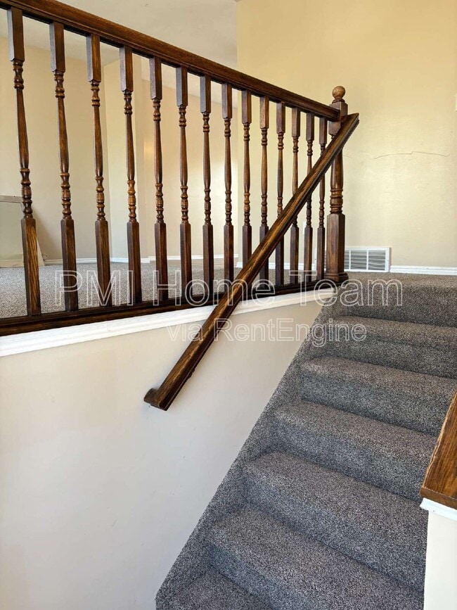 Building Photo - 4440 S 2750 W