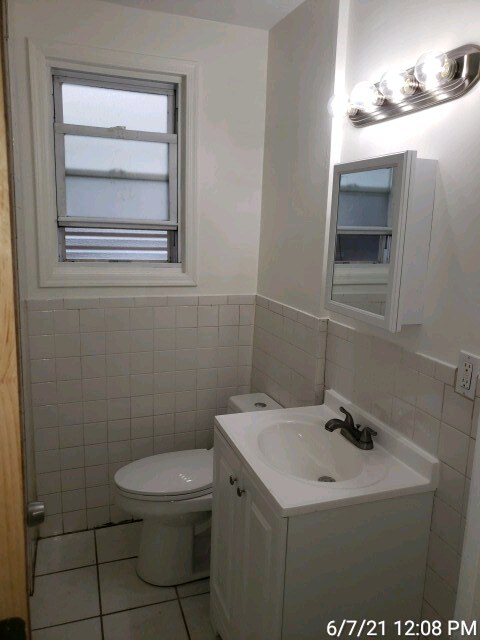 Foto del edificio - 242 Grant Ave