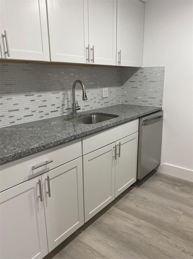 Foto del edificio - 13455 SW 9th Ct