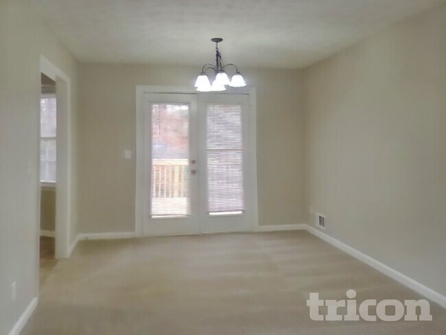 Foto del edificio - 3746 Windy Hill Dr SE