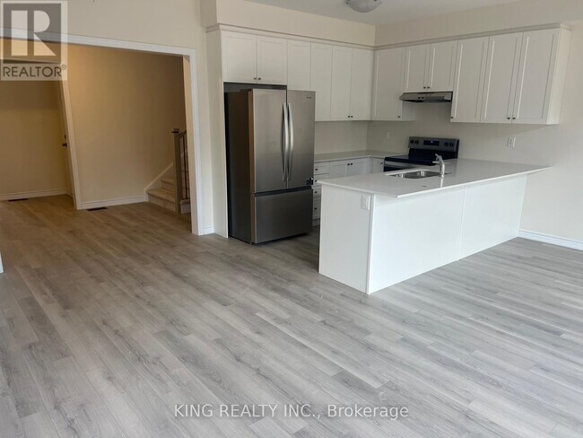 Building Photo - 127 Sanders Rd