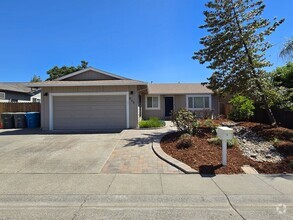 Building Photo - 955 Woodvale Dr