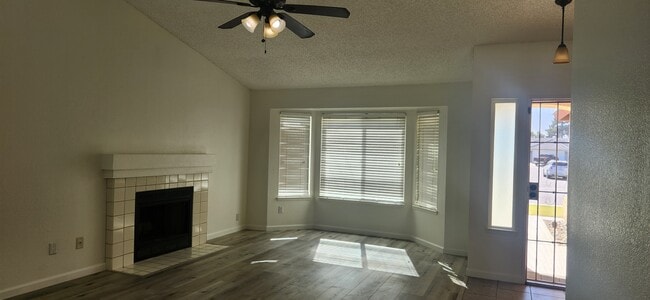 Building Photo - 9328 Carvalho Ct