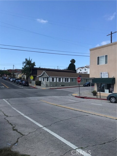 Foto del edificio - 539 S Cabrillo Ave