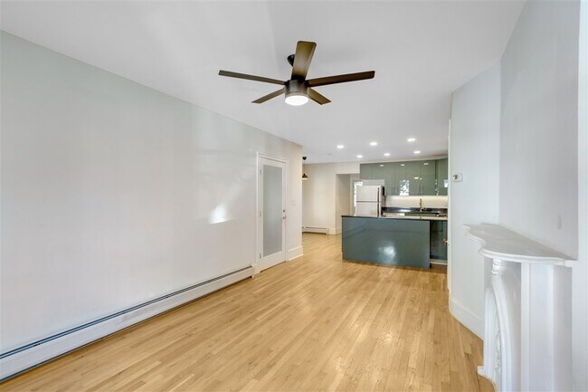 Foto del edificio - 262 Whiton St