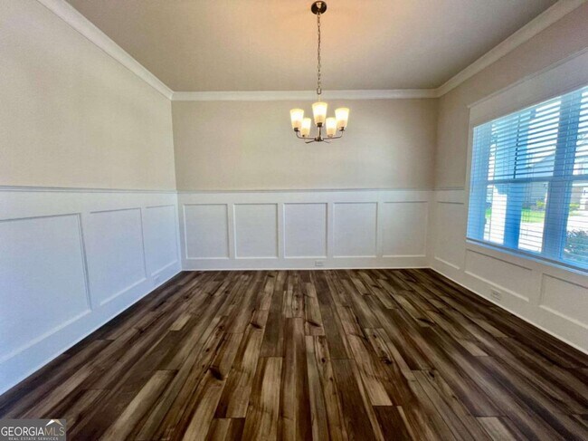 Foto del edificio - 1612 Dover Creek Ln