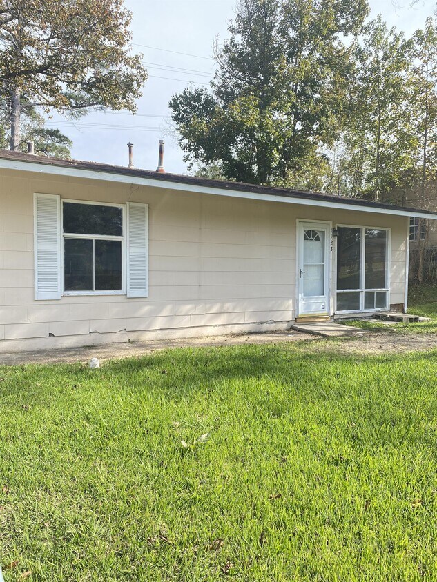 Primary Photo - 1123 Anderson Dr