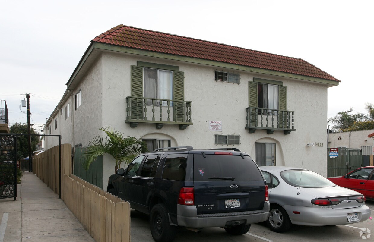 Building Photo - 42nd Street Apartments