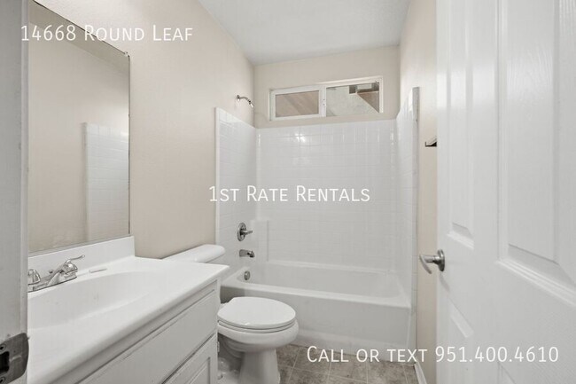 Foto del edificio - 14668 Round Leaf Rd