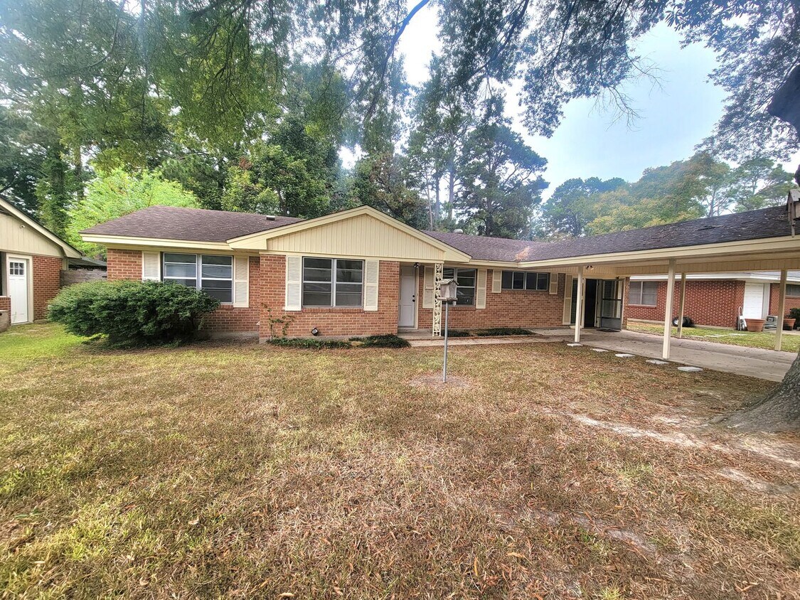 Primary Photo - September move in!
