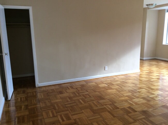 Interior Photo - Connecticut Park Apartments