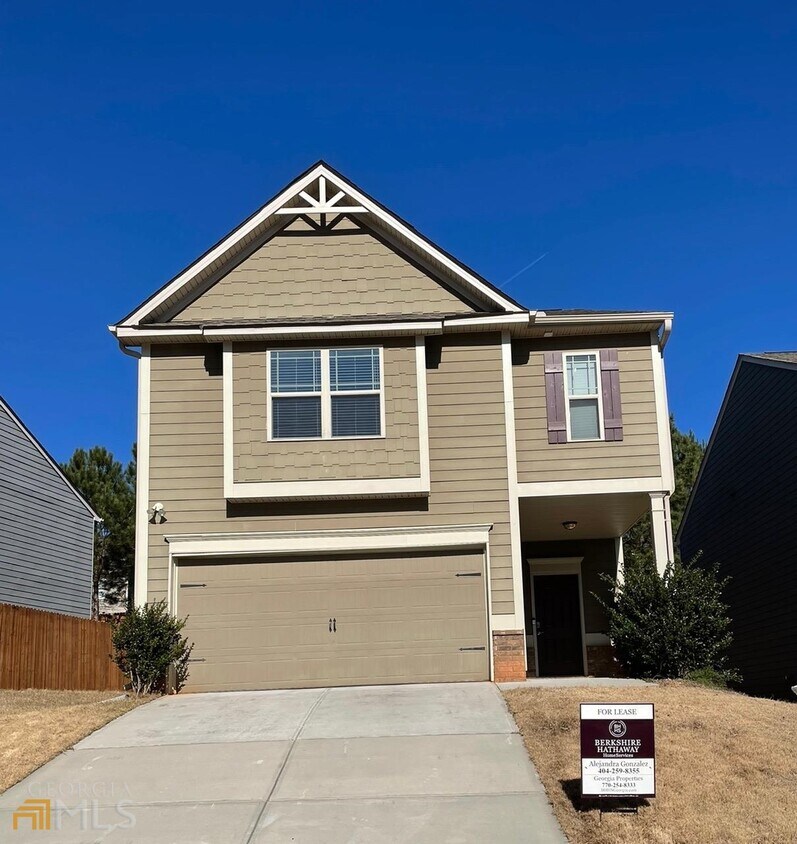 Primary Photo - 28 Southwind Cir